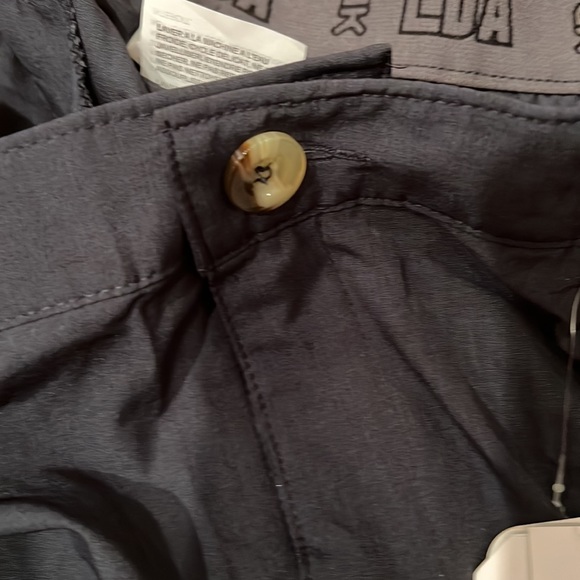 NWT Little Donkey Andy Navy Mens Active Shorts - Picture 4 of 5